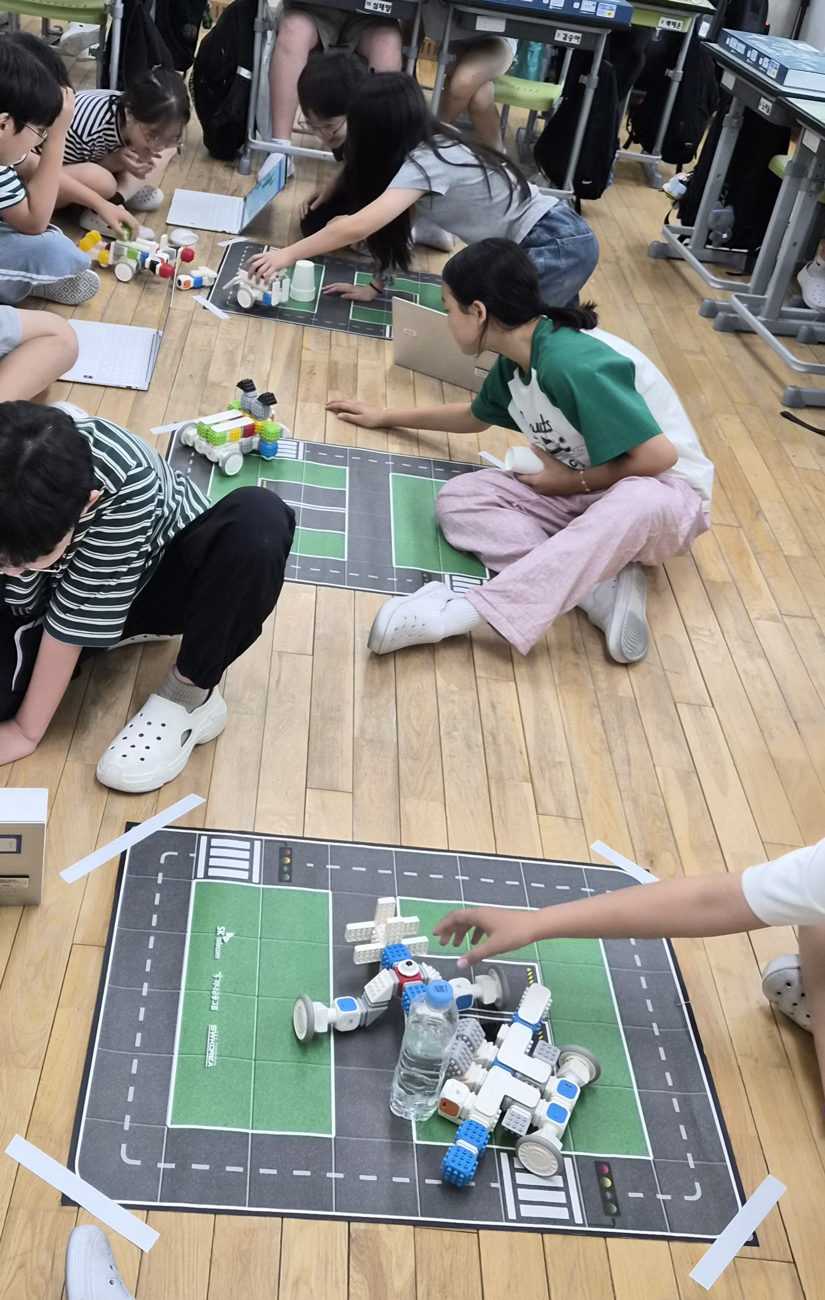 학생 피지컬 컴퓨팅 로봇 수업